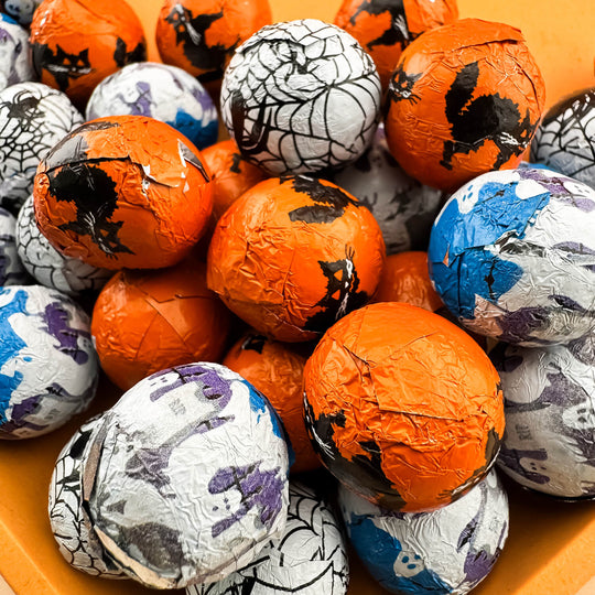 Milk Chocolate Foil Spooky Balls: Grab & Go