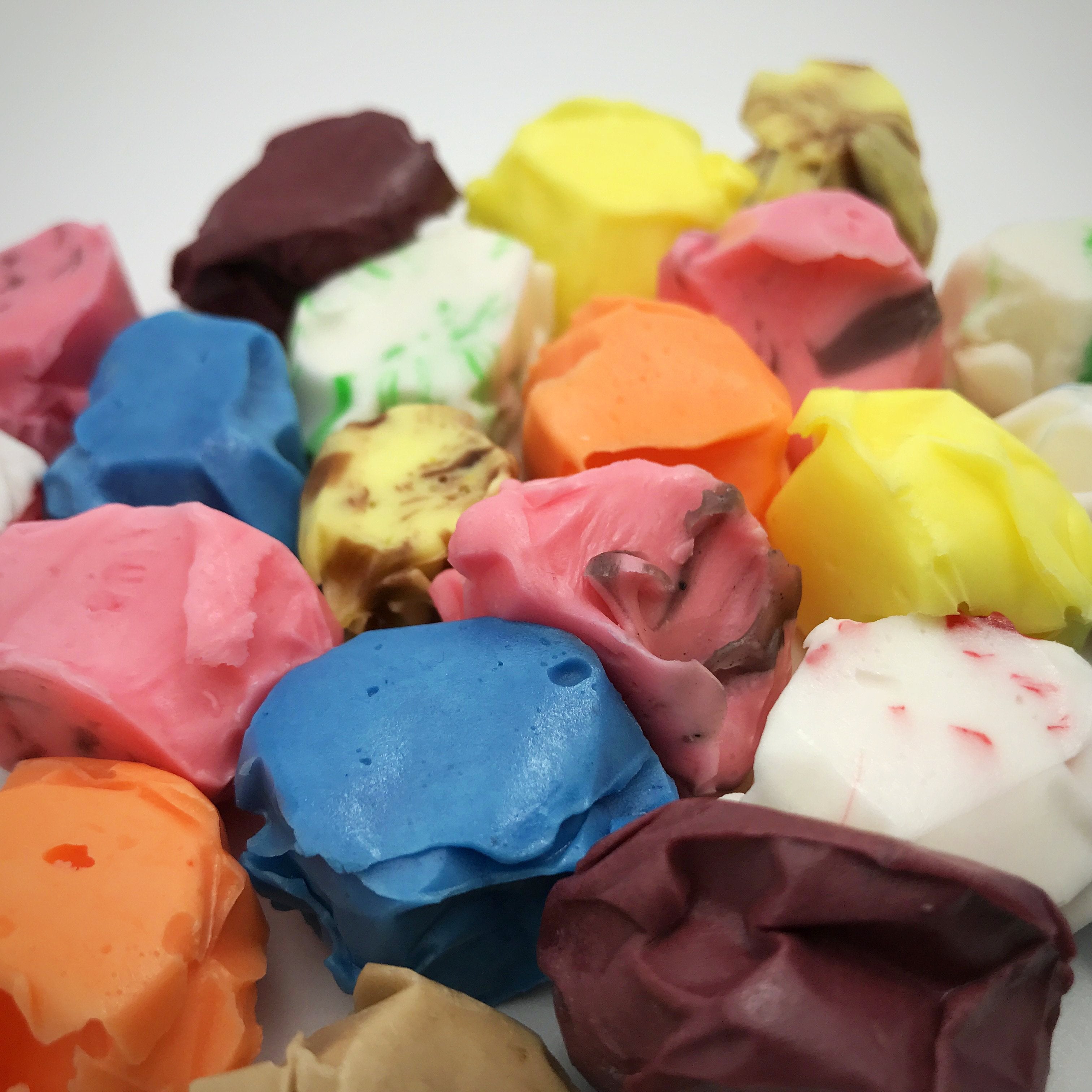 TAFFY商品です Mixed Taffy: 1 Pound – Provincetown Fudge Factory
